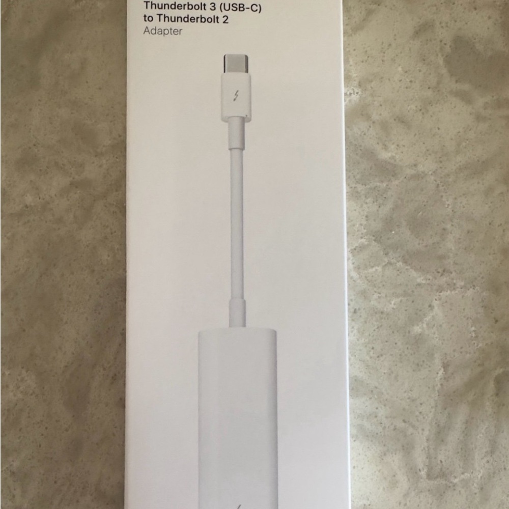 Apple Thunderbolt 3 USB-C to Thunderbolt 2 Adapter